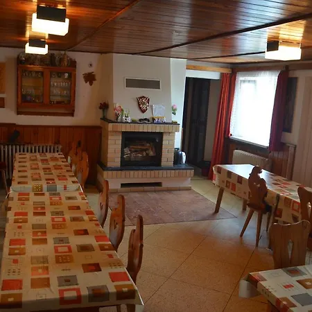 Penzion Ve Vinařství Maláník-osička Mikulčice
