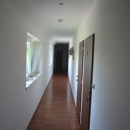 Ve Vinařství Maláník-osička